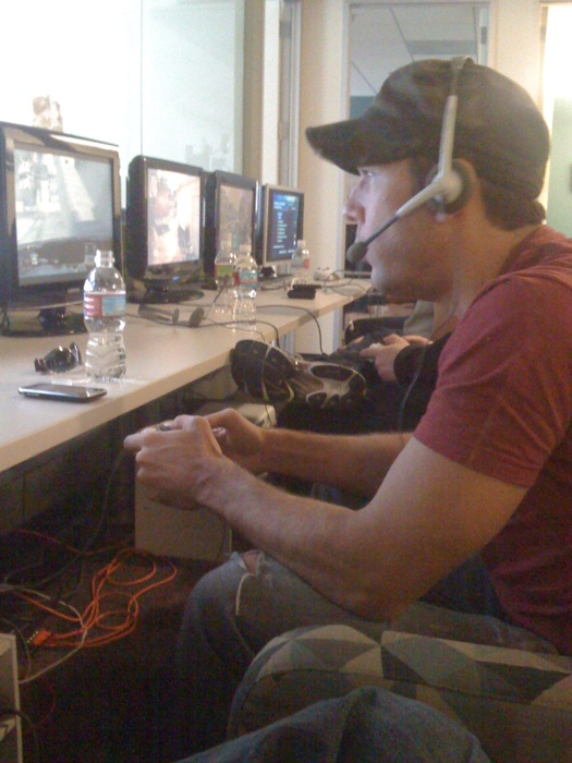 Dane Cook playing Call of Duty: Modern Warfare 2